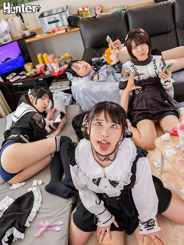 フェラ ボクの部屋はいつの間にかワケあり家出地雷系女子たちの溜まり場！ゴムさえ付ければHは決して嫌がらないし文句言わない