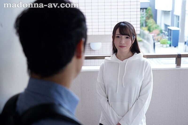 小花のん 淫語 甘い囁きに流されるまま、僕は大学を留年するまで、人妻との巣篭もりSEXに溺れて…。