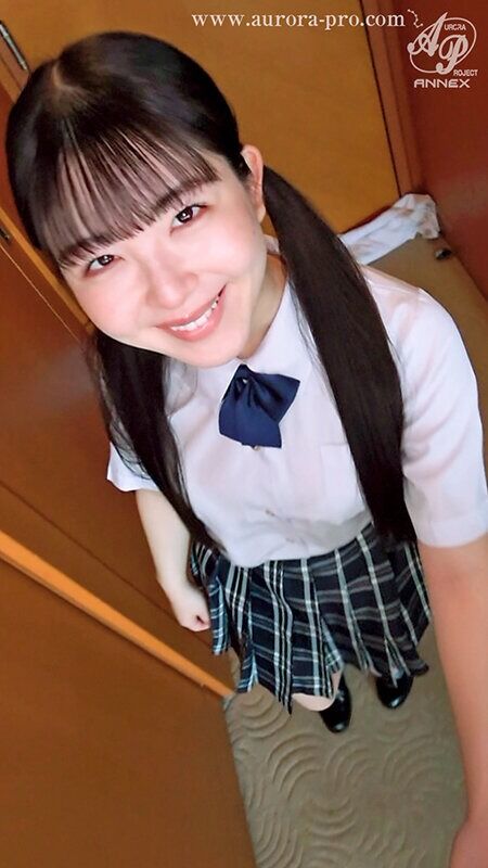 真白ふわり ハメ撮り 姪っ子みたいな無邪気な娘は溺愛中出しさせてくれるピュア娘でした【成熟Gカップ・天然まん毛・ハメ潮】
