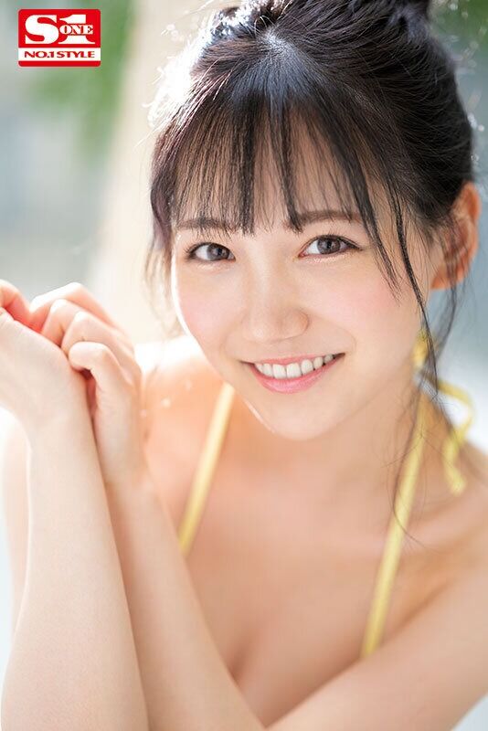 三田真鈴 3P・4P エロめっちゃ可愛い三田真鈴の初・体・験3本番 人生初めて尽くし! 激イキしまくりスペシャル!
