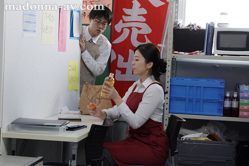 木下凛々子 キス・接吻 -身も心も相性抜群の2人-。‘想い’と‘唇’が重なる濃密接吻ソープ