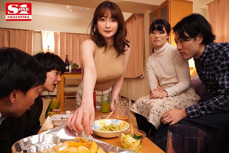 鷲尾めい コスプレ おっぱい好きの僕を最大限甘やかしてくれる近距離Jcupカノジョとの超密着同棲生活
