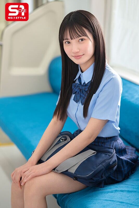 榊原萌 制服 澄み切った透明感の清楚な純真少女をめっちゃくちゃに痴◯したい！我慢できずこっそり痴◯したら…まさかの俺の粘