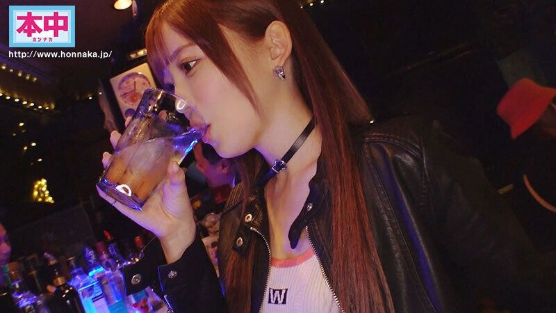 七瀬アリス 中出し 飲み屋でいきなり逆ナンしてきたくせに、弄って焦らして寸止めされて超ハイテンション責めっぱなしで せん