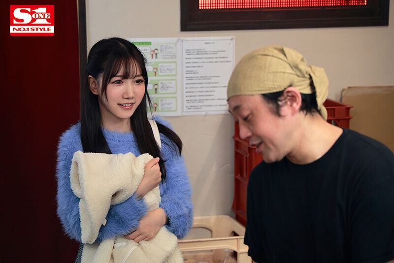 三田真鈴 美少女 終電を逃したバイト先店長と女子大生はその後…ホテルで朝まで甘くて切ない性交に溺れてしまった、イケない純