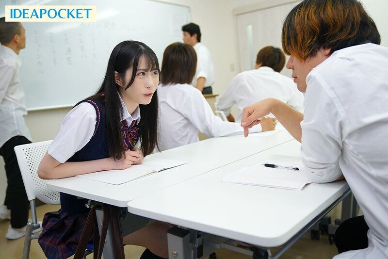 鈴乃ウト スレンダー バレたら退学！でも断れない！絶対に見つかっちゃいけない学校内で声我慢こっそりFuck