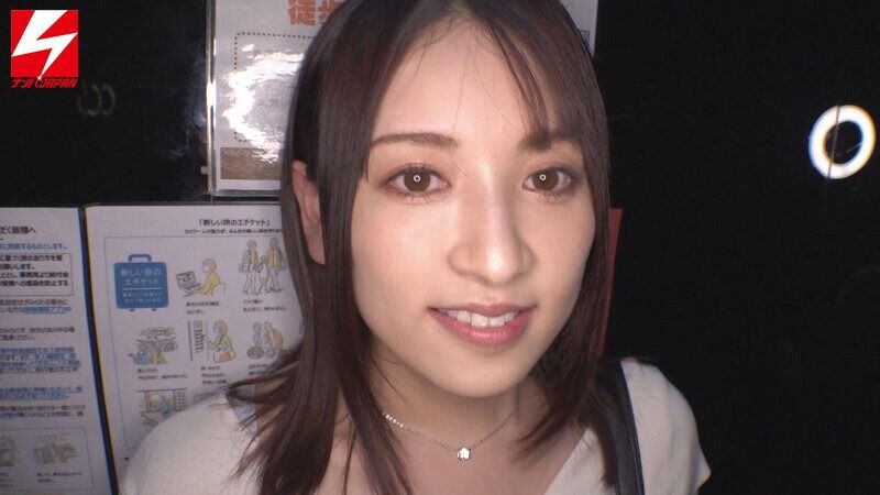 ハメ撮り この女、とんでもない絶倫。 出会って超速ホテルIN即ハメ！美人妻は即効型の都合のイイ絶倫タダマンビッチだった。