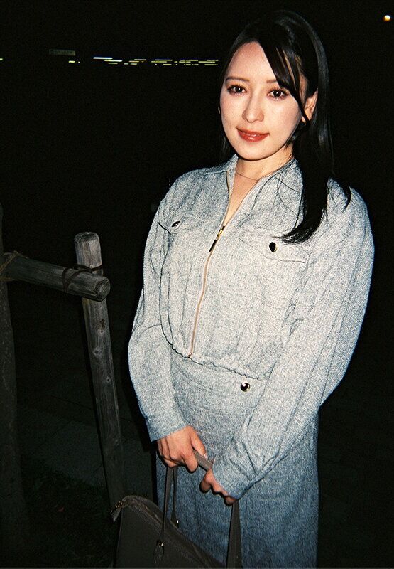 紗々原ゆり フェラ そんなに仲良くない会社の同僚OL紗々原ゆりサンと2次会終わりの流れでホテルへ行ったら身体の相性が良す