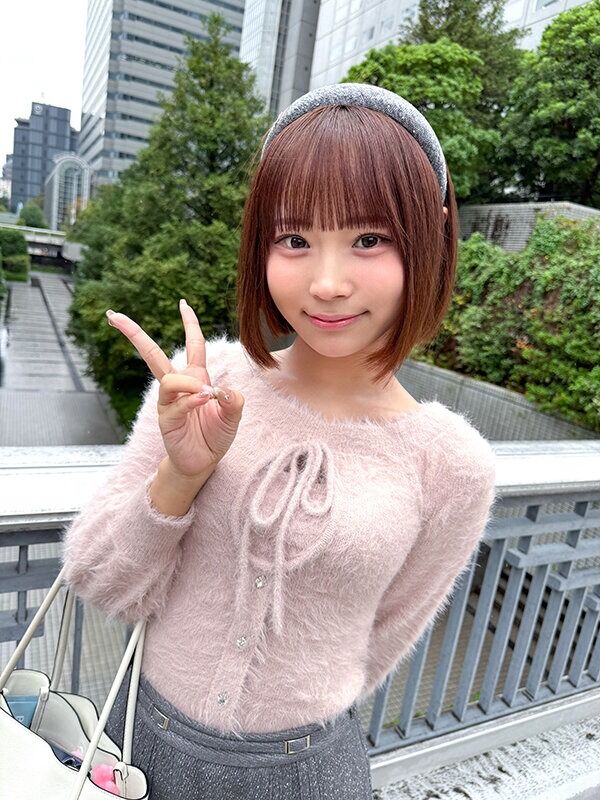 渡来ふう 尻フェチ なまなか女子 妊娠OKナマ活娘・初めての純真性中出し7発