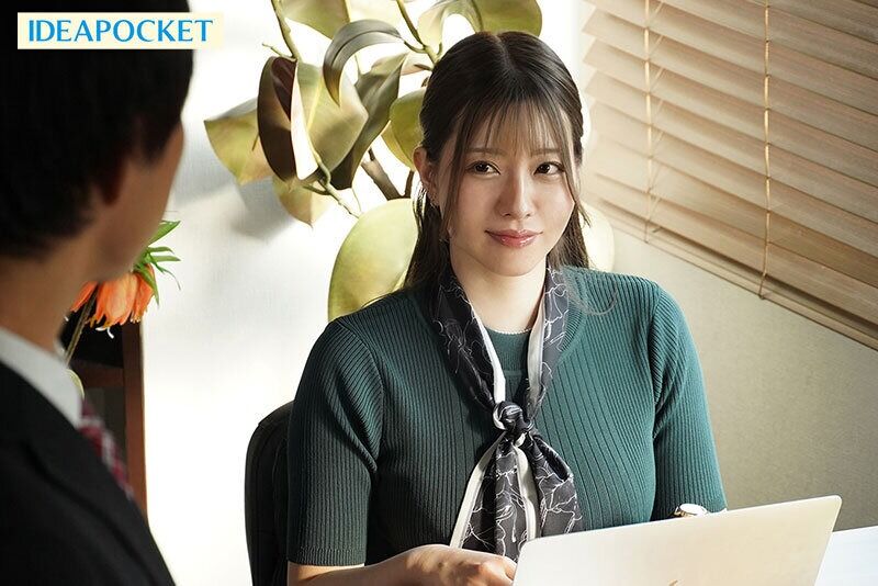 ひなの花音 巨乳 出張先で高嶺の花の女社長と相部屋に… 圧倒的美巨乳にフル勃起した童貞の僕を受け入れてくれた優しさに甘え
