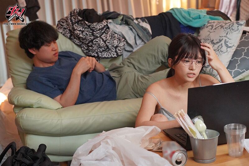 根尾あかり 中出し 預かった甥っ子の巨根ち◯ぽを断れなくて…相性良すぎたポルチオイクイク発情に沼っておかわりセックスしま
