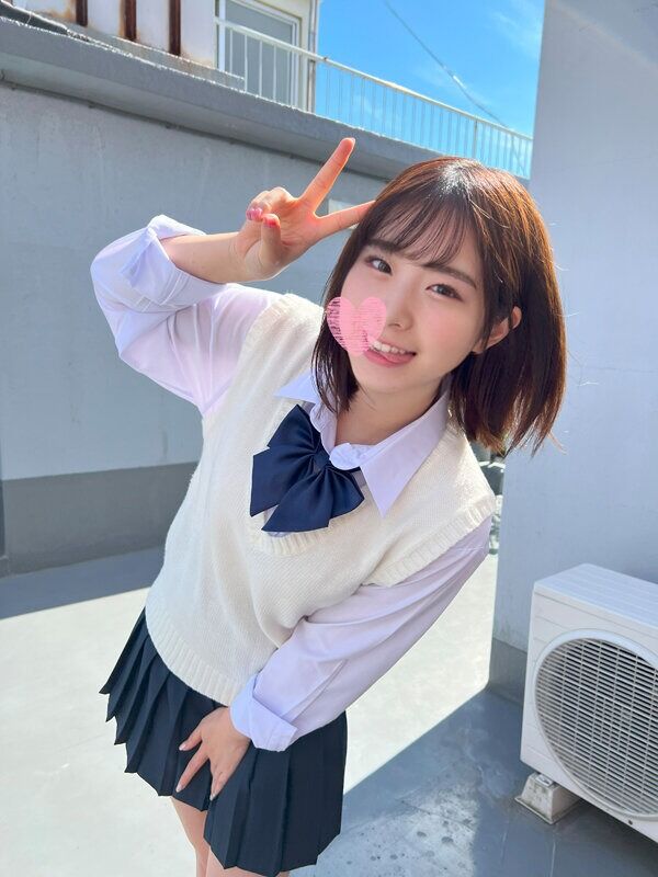 「こんなカワイイ女とめちゃくちゃハメてぇな」芸能タレント級の清楚美少女×おじ集団6P大乱交SEX思春期マコをメッタ突きで子宮にガンガン精子直射で全員キンタマ空っぽになった件