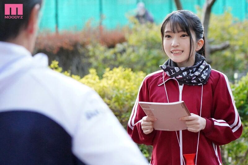 伊織ひなの 汗だく 異常なほど感じる過敏乳首を変態顧問に開発されたチクイキ女子マネージャー