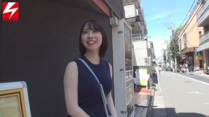 中出し 美人幼妻は即効型の都合のイイ絶倫タダマンビッチだった。 若妻:ひなさん。