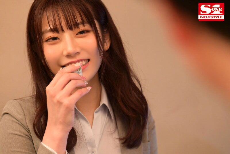 河北彩花 寝取り・寝取られ・NTR 出張先で軽蔑している中年セクハラ上司とまさかの相部屋に…朝まで続く絶倫性交に不覚にも