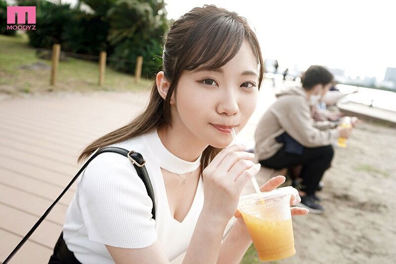 三崎なな 巨乳 初めてのお泊りデート 手を繋いで、キスして、笑って、その後、時を忘れて絡み合う濃密セックス