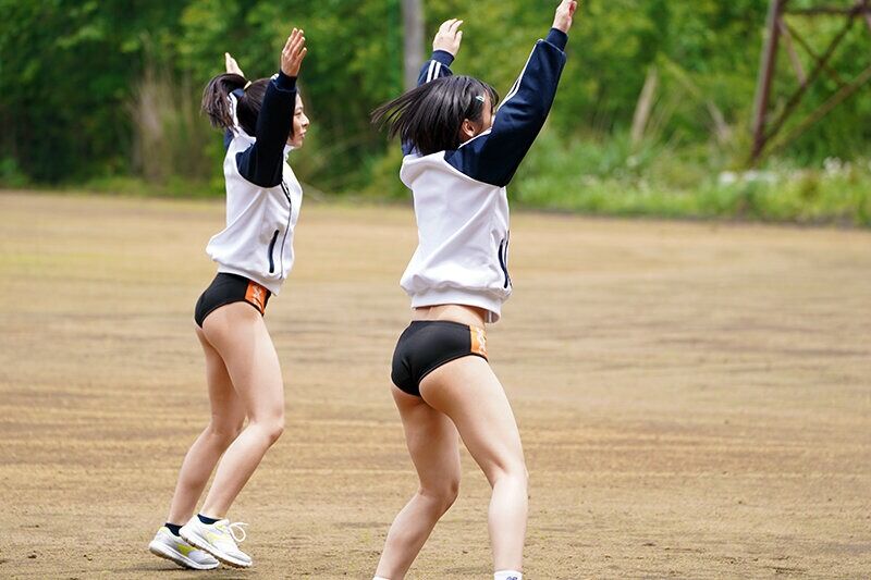 イラマチオ まさかこんなけなげなひよこ女子が…媚薬を盛られ理性完全崩壊！ところかまわず異物オナニー！イキ漏らしアクメ！