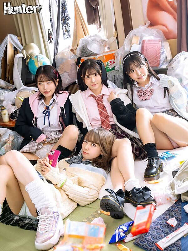 女子校生 「おじさん！私たちと一緒なら寂しくないでしょ？」行き場のない家出少女たちがゴミ屋敷に侵入！そこで寂しく暮らすお