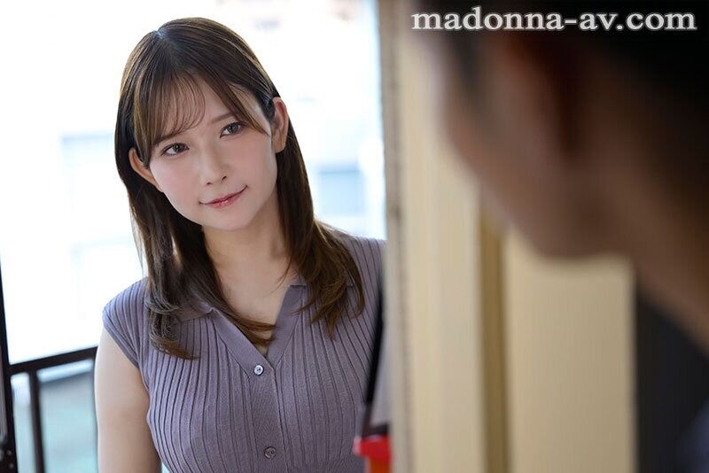 桃園怜奈 巨乳 甘い囁きに流されるまま、僕は大学を留年するまで、人妻との巣篭もりSEXに溺れて…。