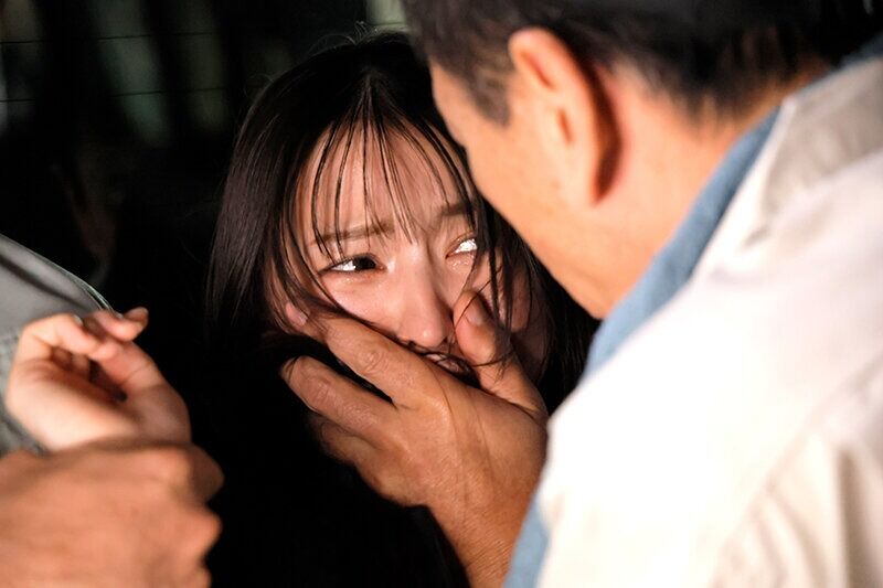 3P・4P 痴〇蟻地獄 伝染⇒増殖する集団獣欲！絶対に逃げられない男たちのテリトリーで汗臭い労働者たちに‘生チ〇ポ慰み’