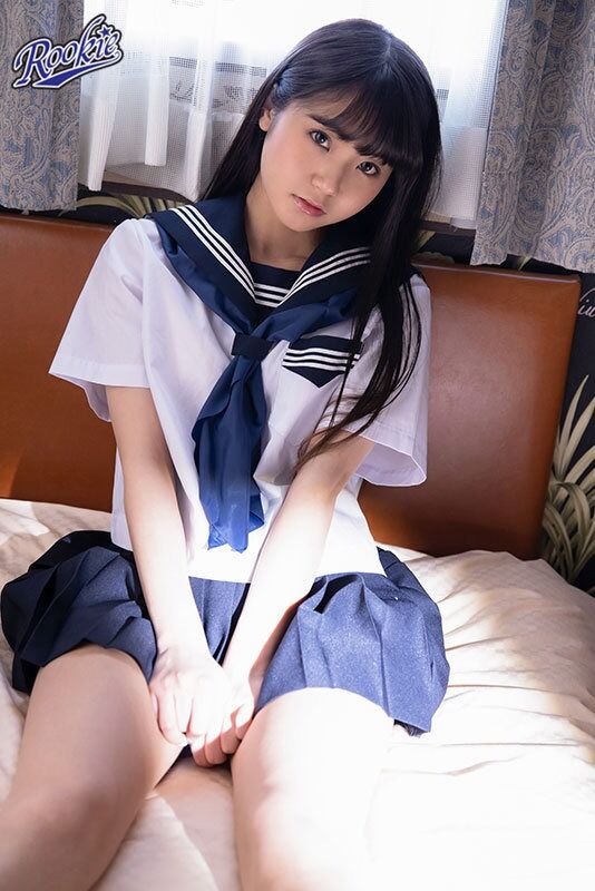 月乃ルナ 尻フェチ 肌ツルン胸きゅん尻プリン若いって素晴らしい！ 制服が似合うもぎたて搾りたて女の子と本能むき出しセック