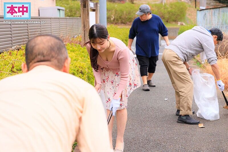 彩月七緒 中出し 私の巨乳に目をつけられてー旦那が不在の日中、義父と町内会のオヤジたちにストリップと中出し輪◯され続けて