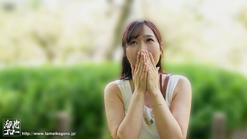 【最強エロHおっぱい】×【マコバカ潮吹き】 気持ちいいSEXがしたいとホテルにやって来た爆乳ビッチ！ガバガバ潮吹き＆中出しリクエスト！夫以外のチポで乳首をビンビンにさせてメス顔でイキまくる！！ アラサー妻 1人目 ほのさん（28歳）