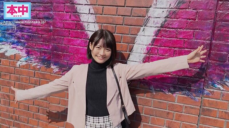 東條なつ 中出し いつも可愛いと思っていたカフェ店員をダメ元でデートに誘ったら困り顔しながらも笑ってOKしてくれて、日帰