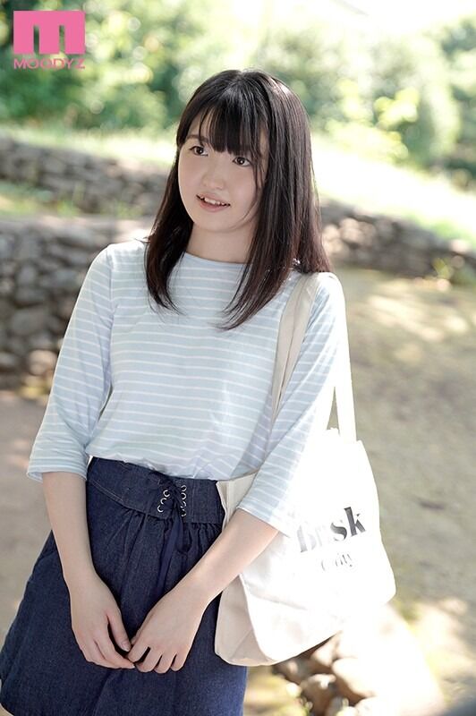 二の宮すずか デビュー作品 会社では友達ゼロ、無口で地味なプログラマーの私が日本一の変態になりたくてAVデビューしたわけ