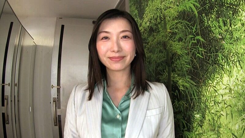 加藤ツバキ 人妻・主婦 着衣性交桃尻人妻秘書～親子で味わう2泊3日のレンタル妻・ツバキ～