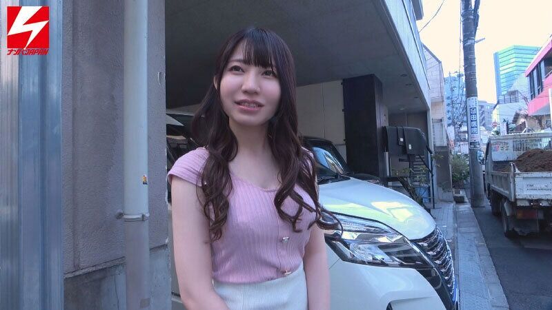 巨乳 マッチングアプリでゲット！即尺！即ハメ！ 激カワGカップ若妻は即効型の都合のイイ絶倫タダマンビッチだった。 若妻: