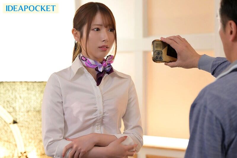 西宮ゆめ 騎乗位 大嫌いな中年おやじにマッサージ中に勃起チ〇ポを押し当てられ布越し2cm挿入され堕ちてしまった新人エステ