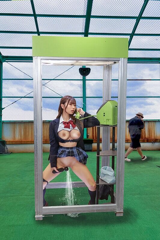 イタズラ 公衆電話ボックス360度 顔面最強美乳J〇きき乳首チャレンジ