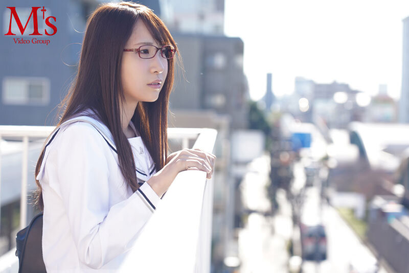 どうせなら...最後に1発ヤラせてくれ!!! 容姿端麗で成績優秀な無気力美少女に童貞キモオタ絶倫男が性欲全開たなぼた種付けピストン 五十嵐清華 1