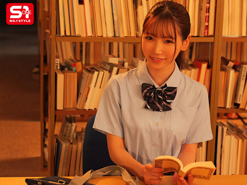 汚れを知らない笑顔少女を我慢できずにメチャクチャ痴●してやったら...彼氏よりも俺のテクの虜に。 三田真鈴 1