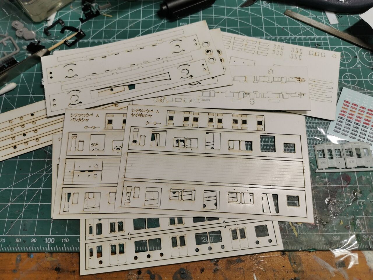 阪急8200系ペーパーキットを作る 益々 良々