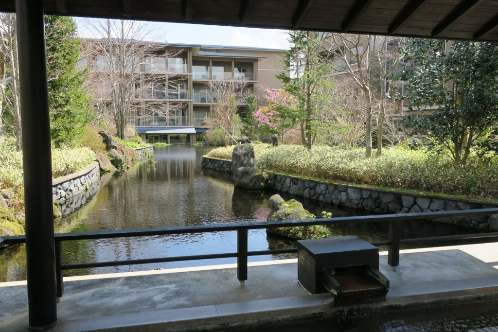 母と箱根家族旅行 2日目 彫刻の森美術館を楽しむ 定年おやじの徘徊記 母と箱根家族旅行 2日目 彫刻の森美術館を楽しむ 定年おやじの徘徊記