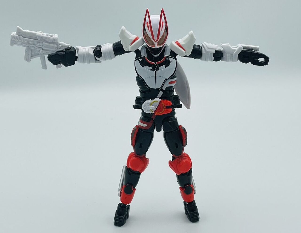 仮面ライダーギーツ リボルブチェンジフィギュア 仮面