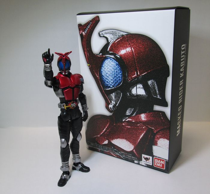 S H フィギュアーツ 仮面ライダーカブト ライダーフォーム レビュー 玩具遊a