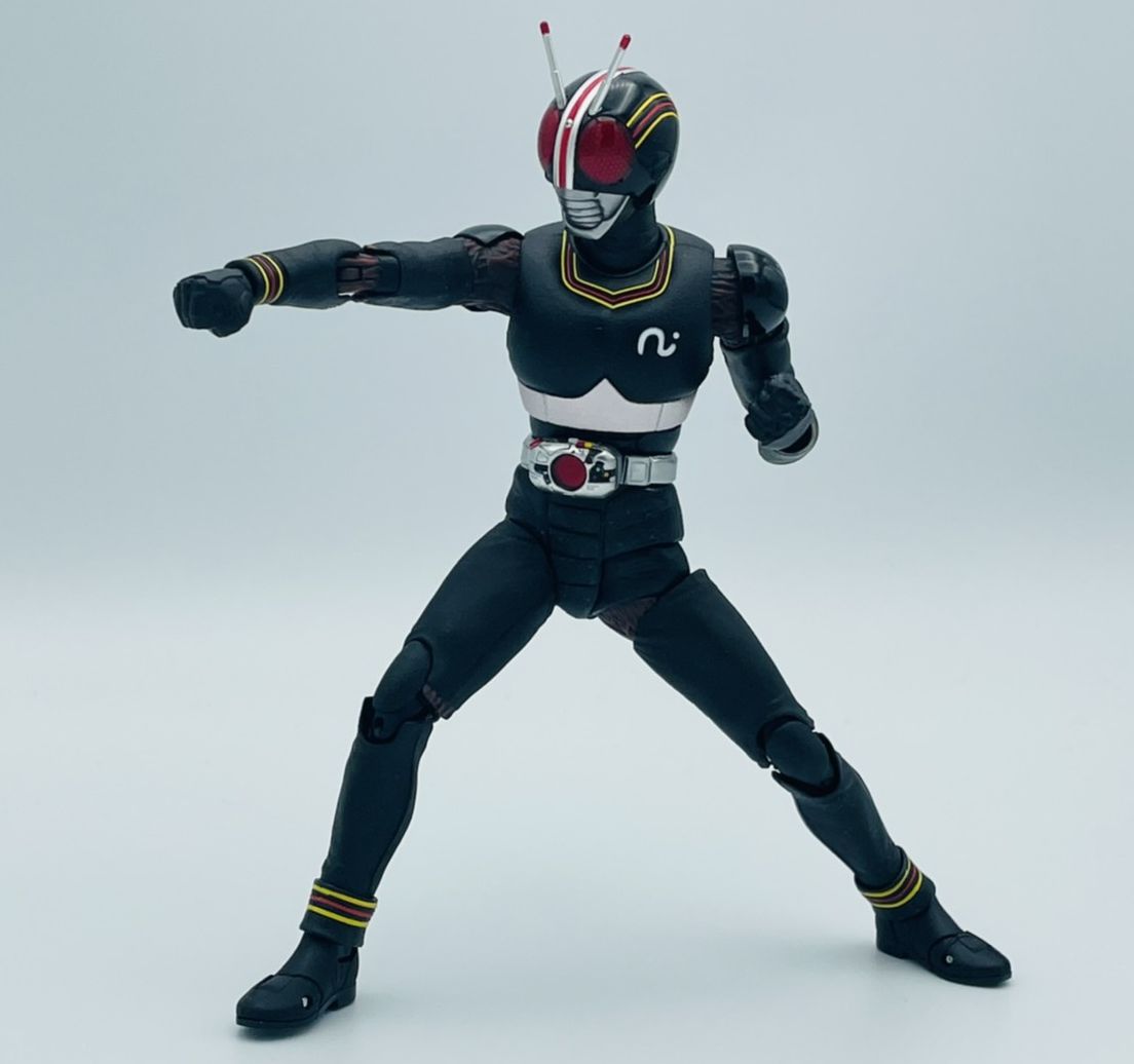 S.H.フィギュアーツ (真骨彫製法) 仮面ライダーBLACK レビュー