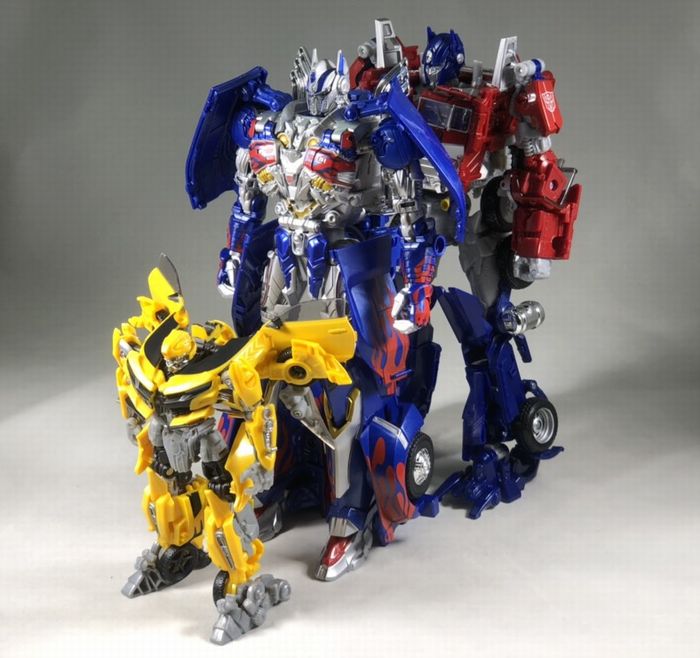 キャリバーオプティマス レジェンダリーオプティマス大きさ比較 玩具遊a