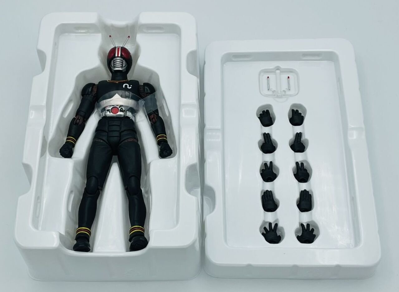 S.H.フィギュアーツ (真骨彫製法) 仮面ライダーBLACK レビュー
