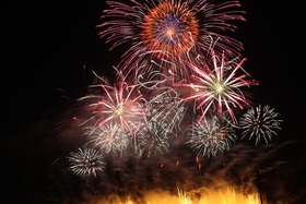 shakadogawa-fireworks-610717_960_720