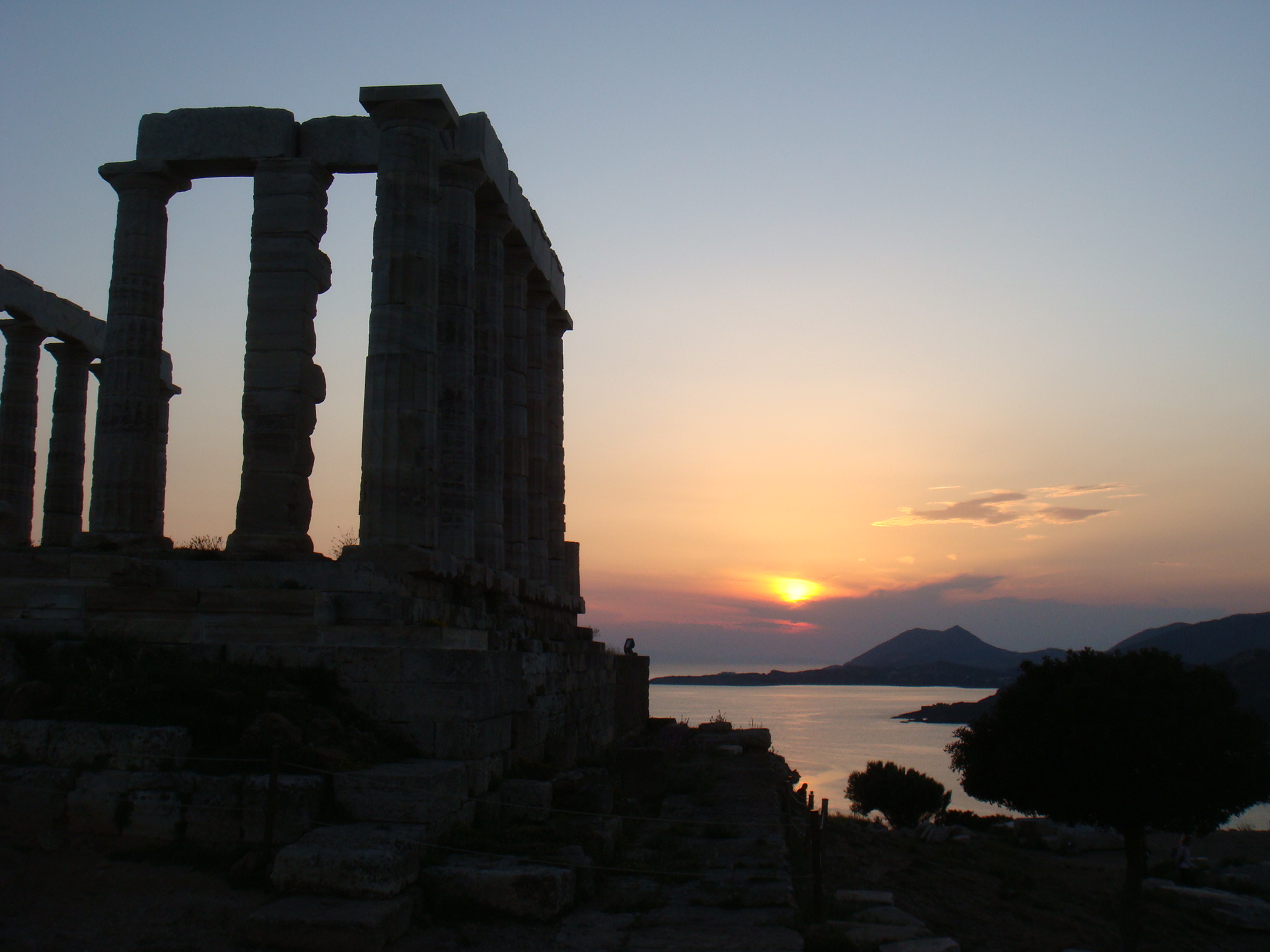 スニオン岬の夕日 ギリシャで暮らそう