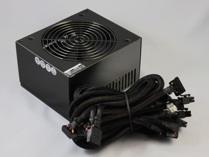 500wの80plus Platinum認証電源 Krpw Pt500w 92 Blogなmaterialistica