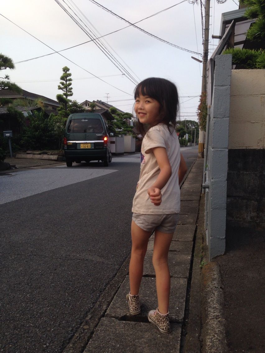 Sara 歯がとれた 初めてのおつかい Materialistics Sara 歯がとれた 初めてのおつかい Materialistics