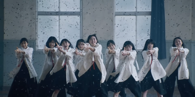 櫻坂46『死んだふり』MUSIC VIDEO 5-21 screenshot
