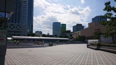 EEo09mKU4AAZx0e