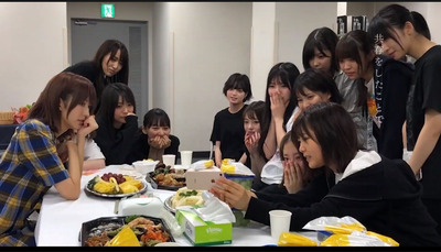 欅坂46 これはエモい 太陽は見上げる人を選ばない 特別ver にのせて初だしオフショットが続々公開 欅共和国17鑑賞会 櫻坂46まとめもり