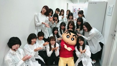欅坂46 クレヨンしんちゃんの集合写真が菅井友香ブログで公開 櫻坂46まとめもり